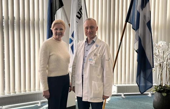 Tervisekassa juhatuse esimees Siiri Lahe külastas Pärnu Haiglat